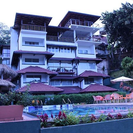 Kandyan Hotel Exterior foto