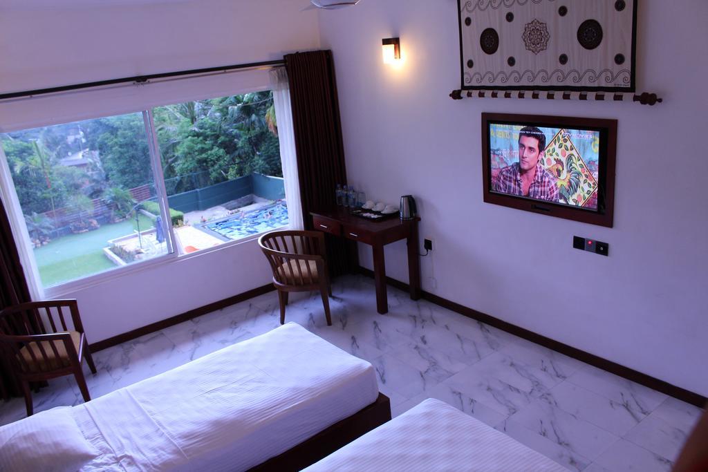 Kandyan Hotel Exterior foto